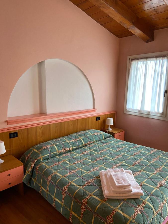 Hotel La Piazzetta Видичатико Экстерьер фото