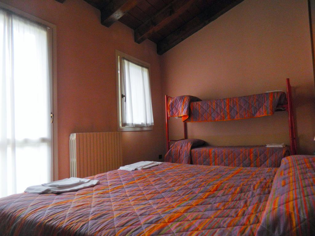 Hotel La Piazzetta Видичатико Номер фото